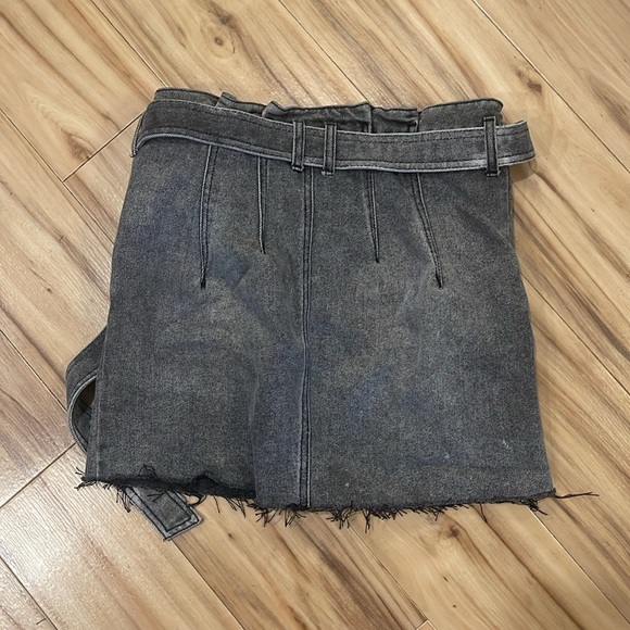 We the free mini skirt NWOT - Picture 3 of 4